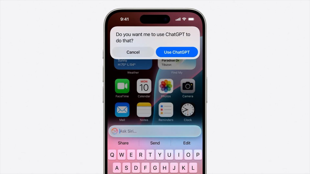 iPhone s vyskakovacím oknem požadujícím použití chatGPT pro otázku